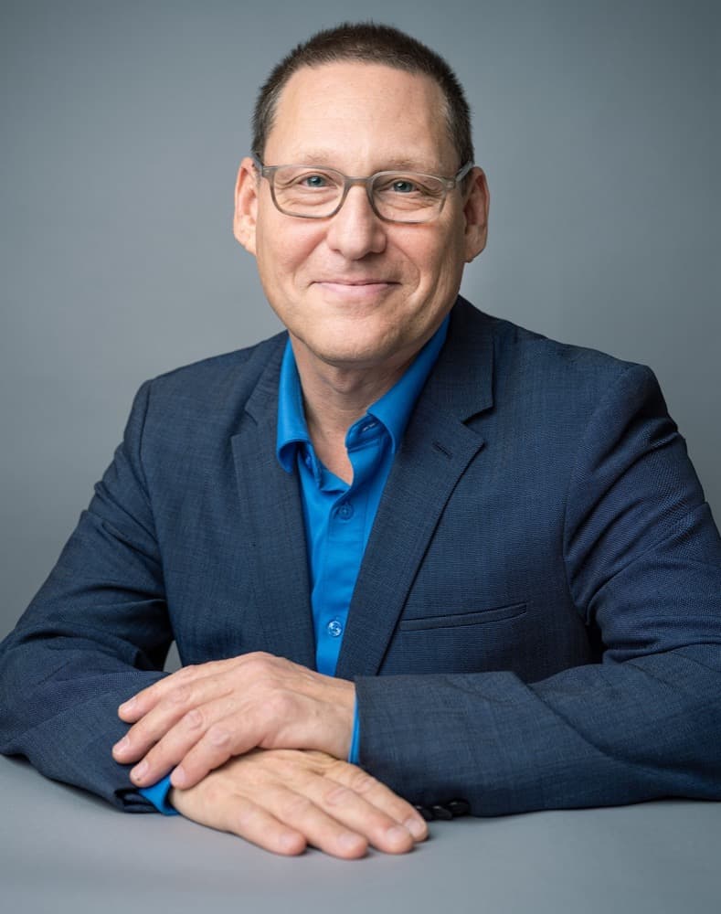 Avi Lewis